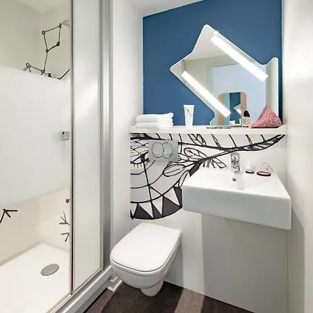 Отель Ibis Budget Clermont Ferrand Sud 2*