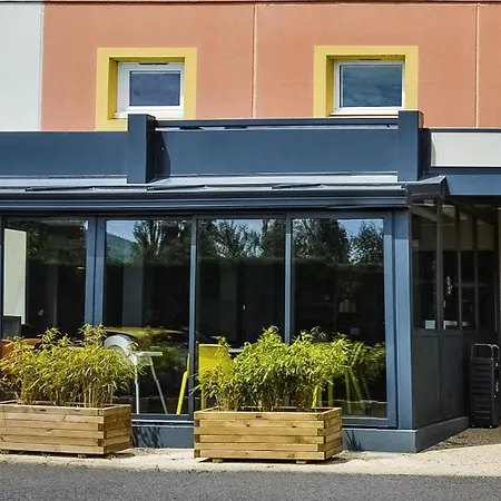 Ibis Budget Clermont Ferrand Sud オービエール