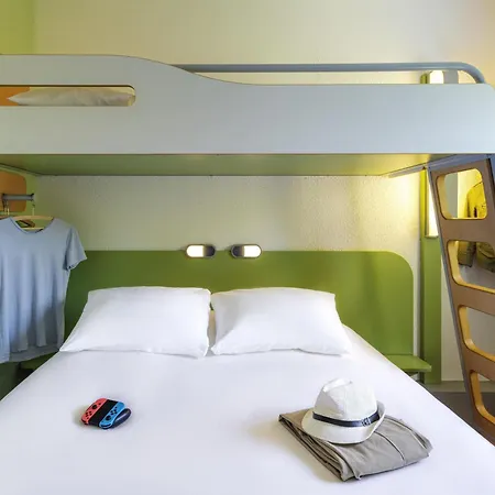 Ibis Budget Clermont Ferrand Sud 2* Обьер