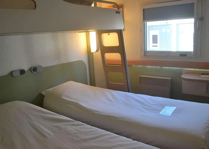 Ibis Budget Clermont Ferrand Sud 2* Обьер