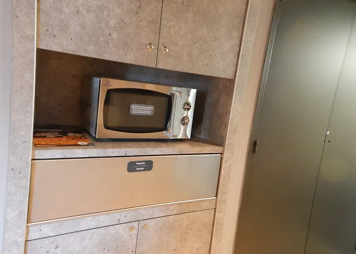 Ibis Budget Clermont Ferrand Sud Отель