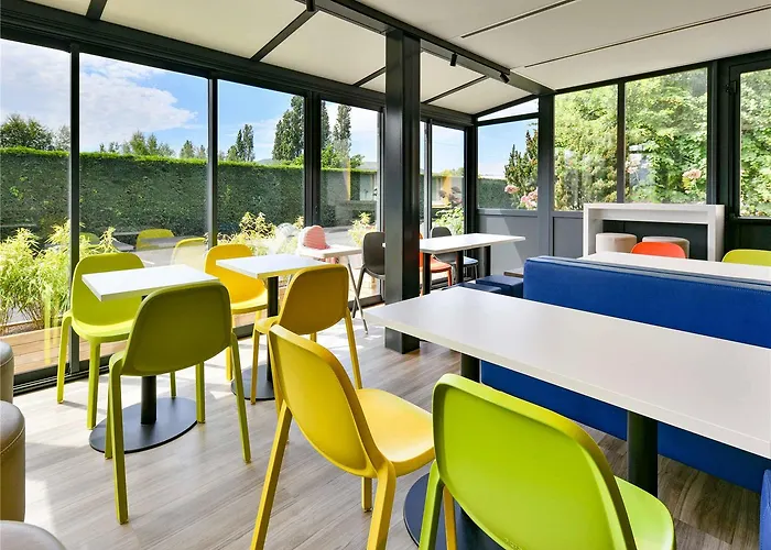 Ibis Budget Clermont Ferrand Sud Отель 2*