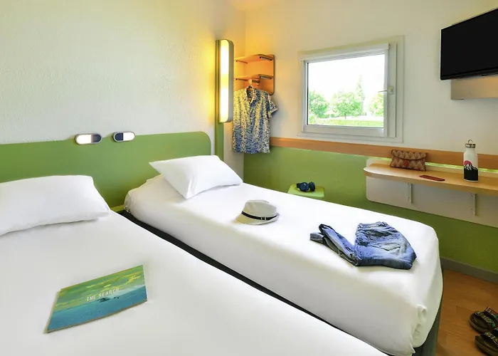 Ibis Budget Clermont Ferrand Sud 2* Обьер